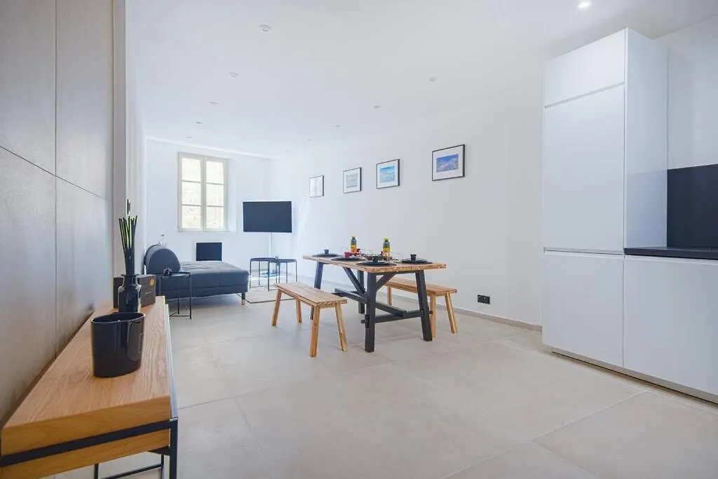 Apartment Vieux Port, Le Panier, Luxe, Vous Serez Chez Vous